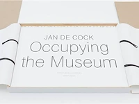 Jan de cock - occupying the museum (80x) - afbeelding 2 van  8