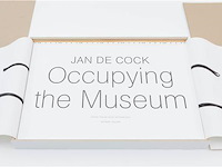 Jan de cock - occupying the museum (80x) - afbeelding 2 van  3