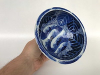 Japanese porcelain arita stemcup - afbeelding 21 van  24