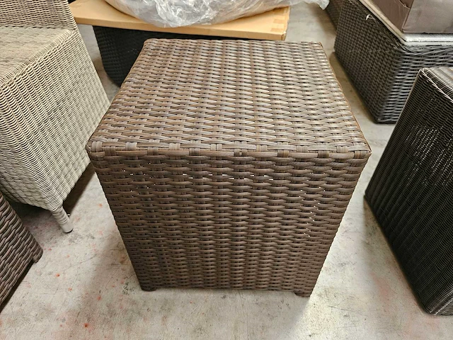 Jardini wicker kubus 43 x 43 x h47cm donkerbruin - afbeelding 2 van  3