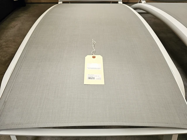 Jati-kebon alu ligbed fez wit met wielen - stapelbaar - afbeelding 6 van  6