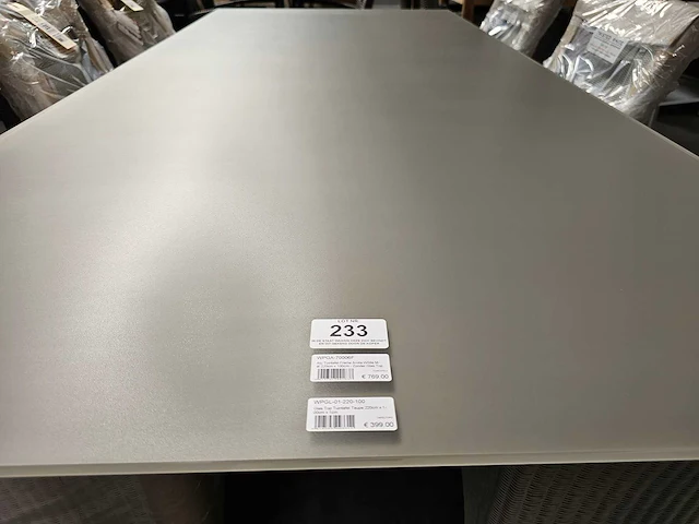 Jati-kebon alu tafel arolla wit 220cm - gehard glas taupe - afbeelding 4 van  4