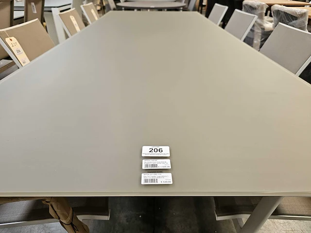 Jati-kebon alu tafel arolla wit mat 280cm - gehard glas wit - afbeelding 4 van  4