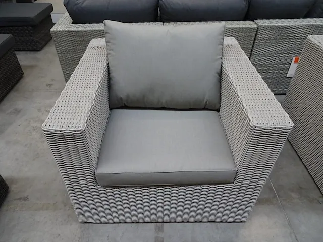 Jati-kebon wicker lounge veneto halfronde draad ivory grey - afbeelding 3 van  6