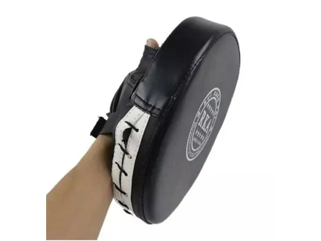 Jawes- boks pad- 1 stuk- zwart- bokspads- pads boksen- pads- afweer stootkussen- handpad- mma- kickbox- boxen- muay- thai- karate- judo- bokskussen- boks pad- kick pad- sporten- professioneel - afbeelding 2 van  5