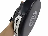 Jawes- boks pad- 1 stuk- zwart- bokspads- pads boksen- pads- afweer stootkussen- handpad- mma- kickbox- boxen- muay- thai- karate- judo- bokskussen- boks pad- kick pad- sporten- professioneel - afbeelding 2 van  5
