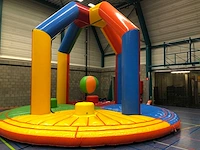 Jb - demolition - obstacle course & bouncy castle - afbeelding 2 van  3