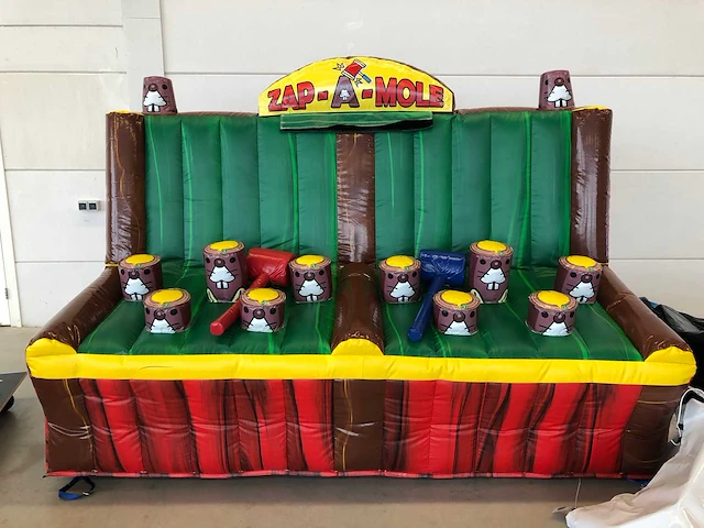Jb - obstacle course & bouncy castle - afbeelding 2 van  2