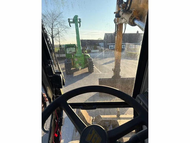 Jcb - 1995 - js 130w - banden graafmachine - afbeelding 8 van  20