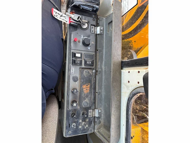 Jcb - 1995 - js 130w - banden graafmachine - afbeelding 13 van  20