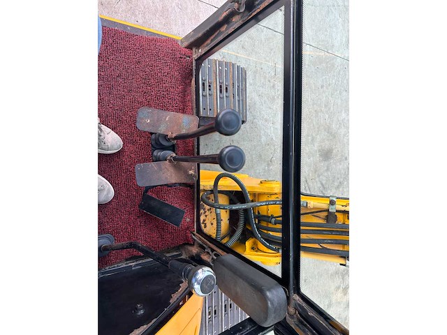 Jcb - 2009 - 8056 - midigraafmachine - afbeelding 24 van  33