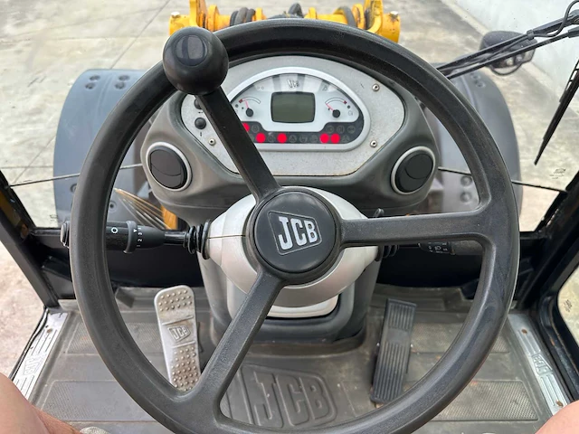 Jcb - 2011 - tm310s - telescopische wiellader - afbeelding 48 van  63