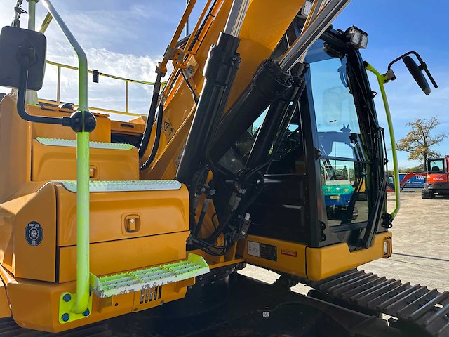 Jcb - 2021 - 150x ht sv - rupsgraafmachine - afbeelding 9 van  47