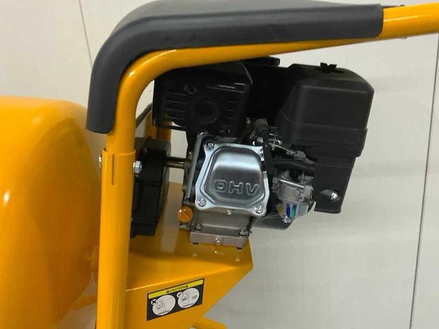 Jcb - cm150p - betonmixer - afbeelding 2 van  10