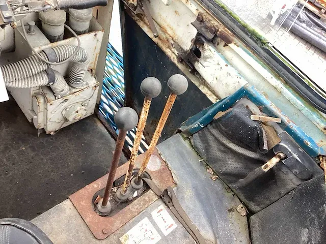 Jcb 413 shovel - afbeelding 15 van  15