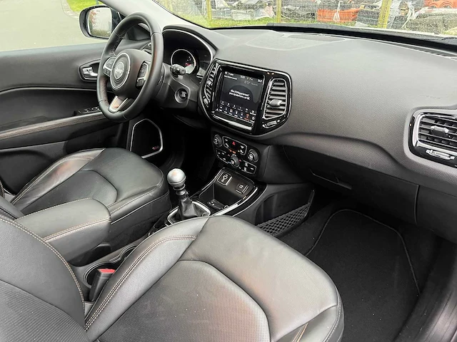 Jeep - 2018 - compass - mjd limited - personenauto - afbeelding 7 van  24