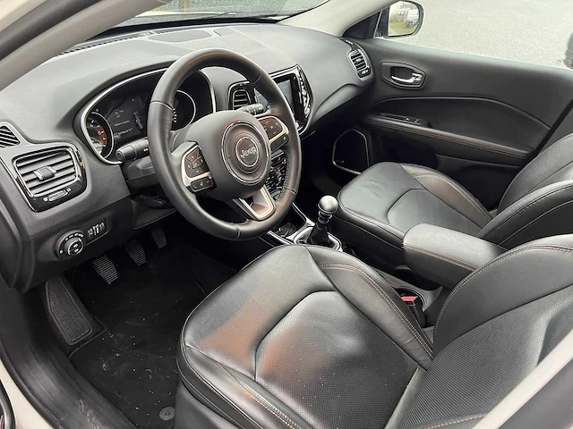 Jeep - 2018 - compass - mjd limited - personenauto - afbeelding 11 van  24