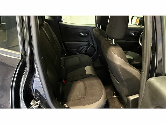 Jeep - 2019 - renegade - personenauto - afbeelding 4 van  41