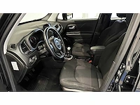 Jeep - 2019 - renegade - personenauto - afbeelding 26 van  41