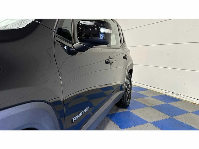 Jeep - 2019 - renegade - personenauto - afbeelding 38 van  41