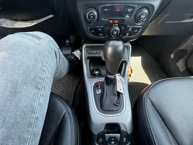 Jeep compass compass 1.3 turbo 4x2 limited ddct 150 at, 2020 - afbeelding 3 van  24
