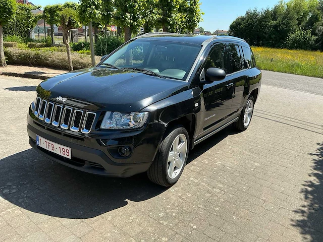 Jeep compass personenauto - afbeelding 1 van  35