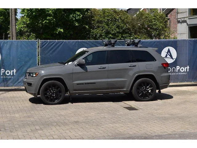 Jeep grand cherokee 4x4 v6 3.6l benzine 2020 293pk - afbeelding 1 van  1