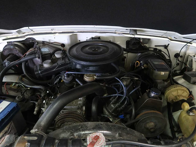 Jeep grand wagoneer - afbeelding 34 van  73