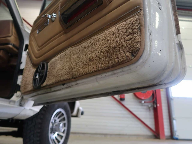 Jeep grand wagoneer - afbeelding 44 van  73