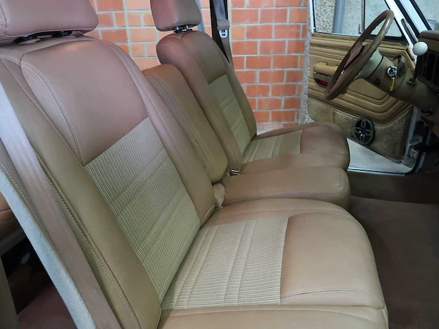 Jeep grand wagoneer - afbeelding 49 van  73