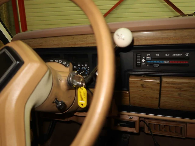 Jeep grand wagoneer - afbeelding 60 van  73