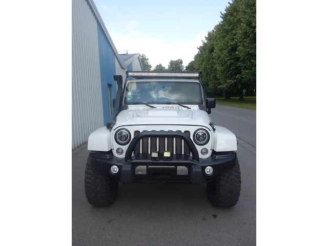 Jeep wrangler - afbeelding 8 van  14