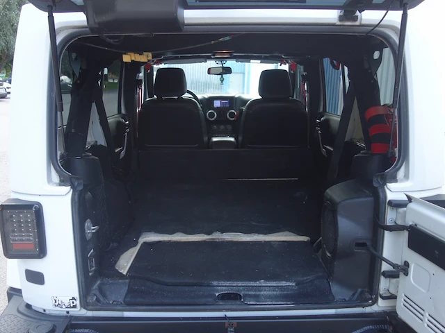 Jeep wrangler - afbeelding 12 van  14