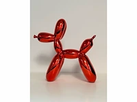 Jeff koons (naar) - balloon dog red