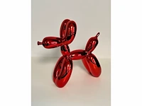 Jeff koons (naar) - balloon dog red - afbeelding 3 van  4