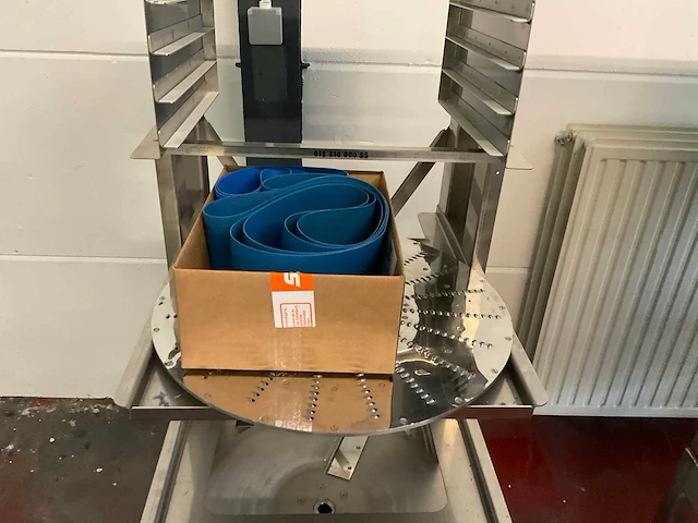 Jegerings bcm 1650 fruit en groente watersnijmachine - afbeelding 5 van  7