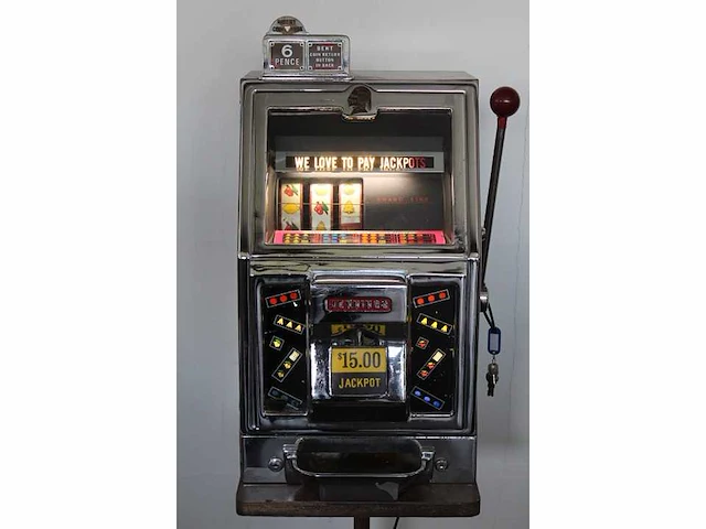 Jennings - 1966 - galaxy - speelautomaat - afbeelding 2 van  6