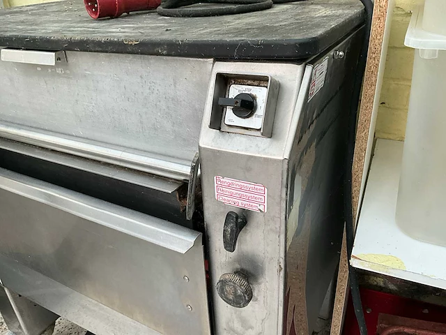 Jeros 6011 platenpoetsmachine - afbeelding 4 van  4