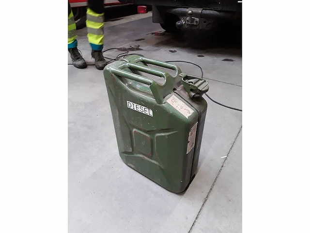 Jerrycan 20 liter - afbeelding 2 van  2