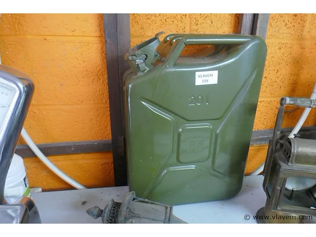 Jerrycan - afbeelding 1 van  1