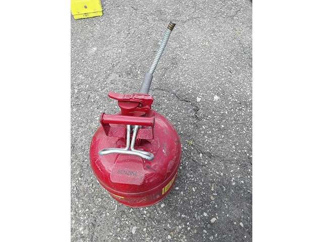 Jerrycan - afbeelding 2 van  2