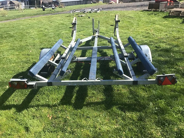 Jetski jetloader dubbele aanhanger - afbeelding 2 van  7
