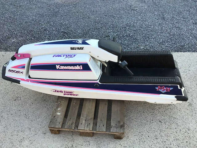 Jetski kawasaki 550 - afbeelding 1 van  5