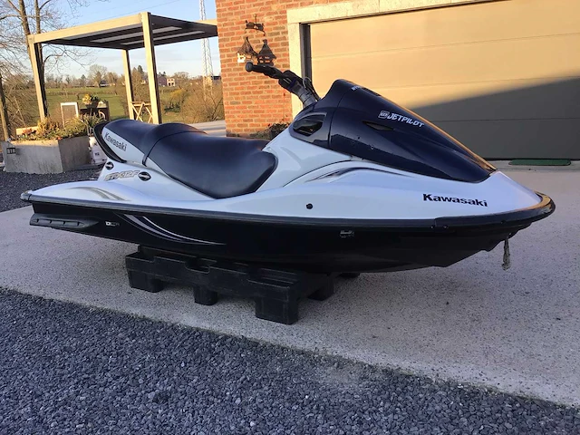 Jetski kawasaki stx-12f - afbeelding 5 van  5