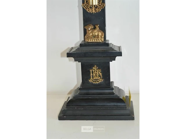 Jezus aan het kruis h= 56cm - afbeelding 3 van  5