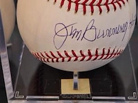 Jim bunning gesigneerde bal