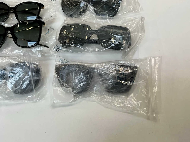 Jimmy choo zonnebril (14x) - afbeelding 5 van  11