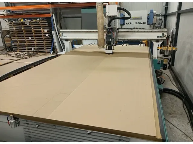 Jinan sudiao 2141 cnc-bewerkingscentrum - afbeelding 9 van  9