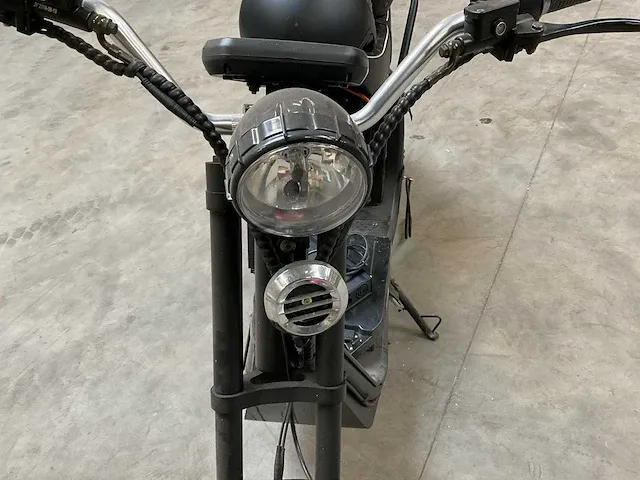 Jinyi jy-es057 e-scooter - afbeelding 14 van  15