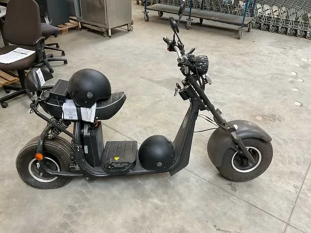 Jinyi jy-es057 e-scooter - afbeelding 12 van  16